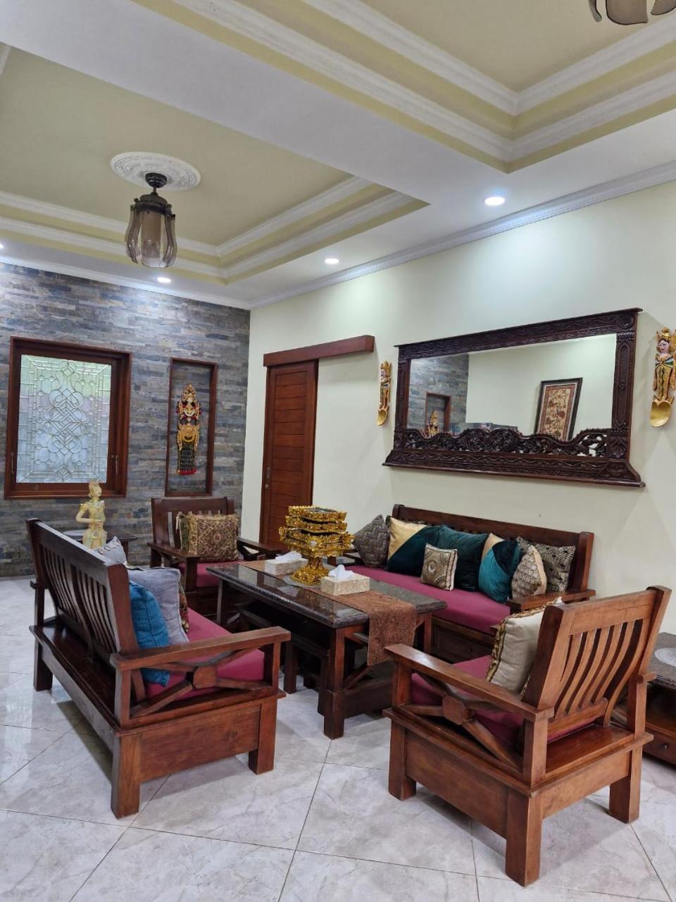 Sari Ayuning Nusa Guest House レンボンガン島 エクステリア 写真